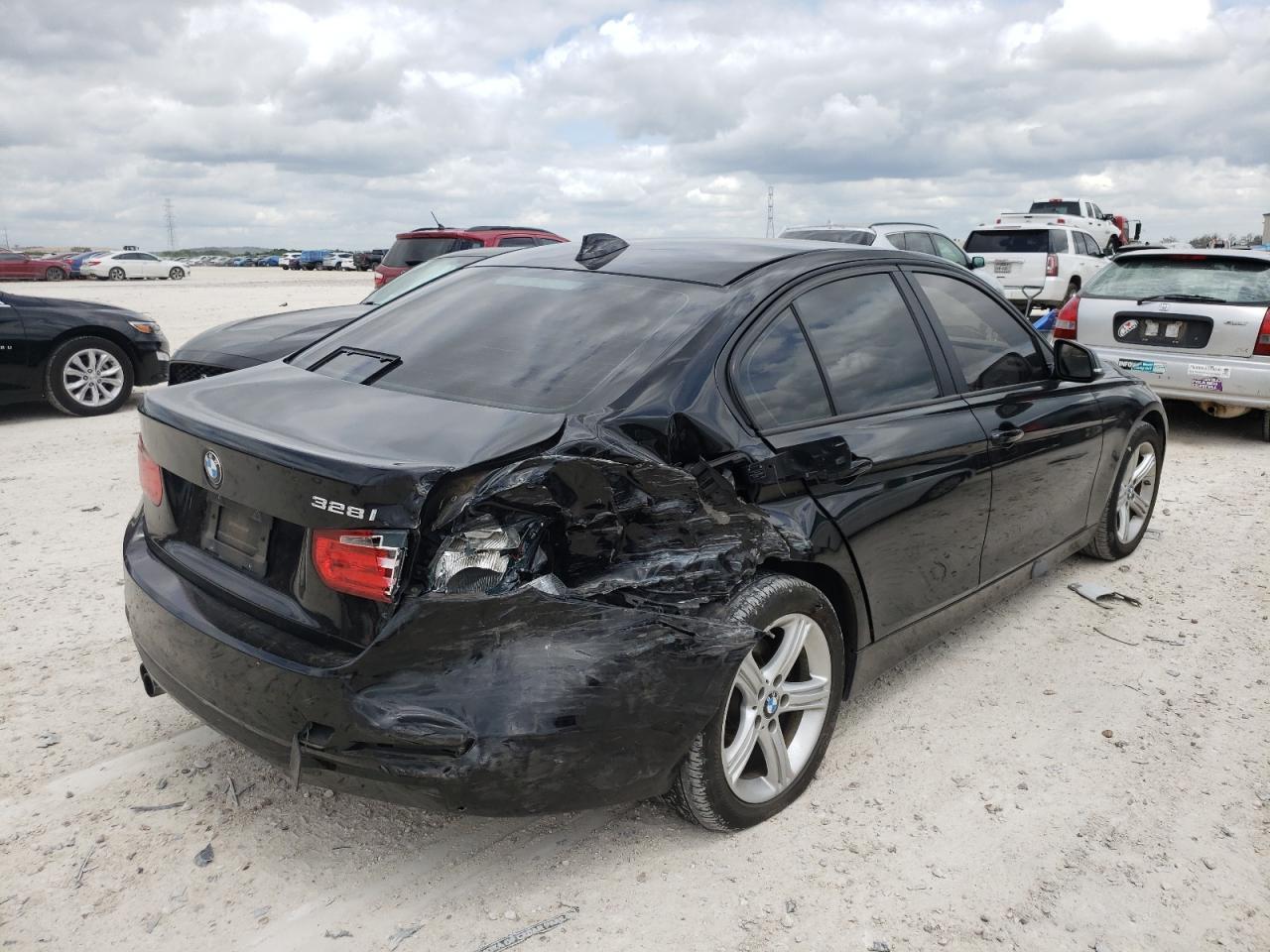 Photo 4 from auction – 2013 BMW 328 I with VIN WBA3A5G55DNP23695