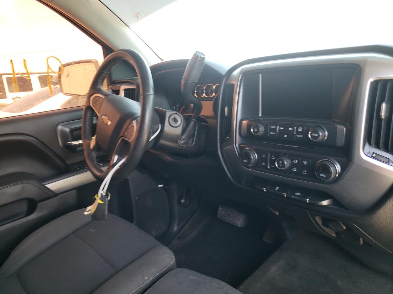 Photo 9 from auction – 2016 CHEVROLET SILVERADO with VIN 3GCPCREC4GG297437