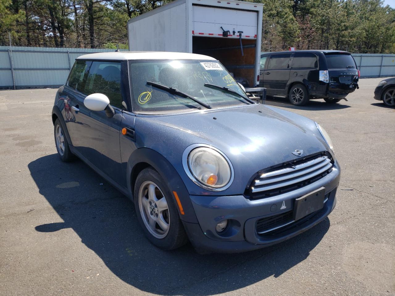 MINI COOPER 2011 with VIN WMWSU3C51BT093552 - Photo from auction
