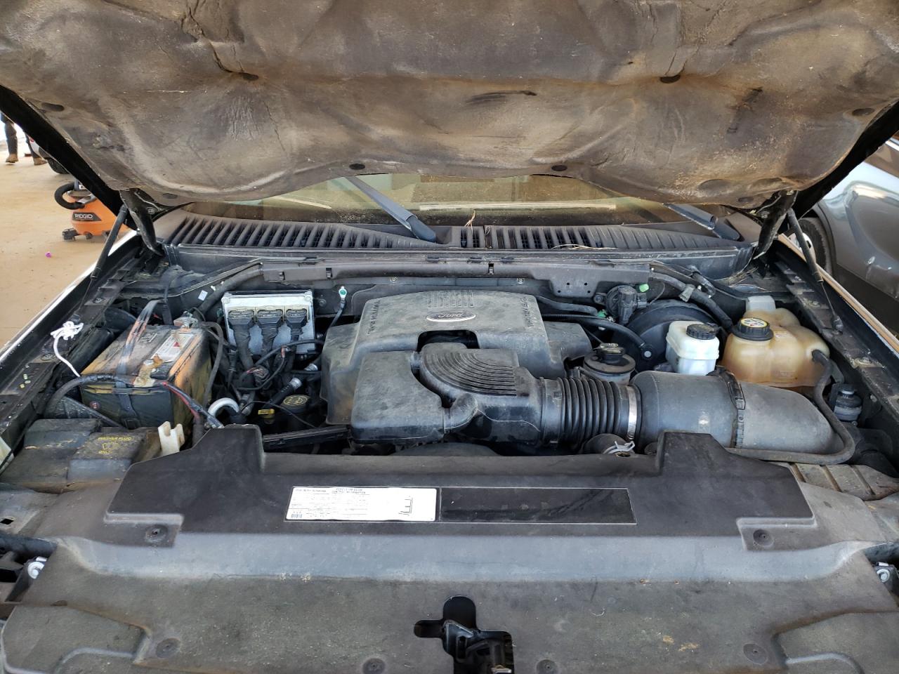 Photo 7 from auction – 2003 FORD EXPEDITION with VIN 1FMFU17L03LC56819