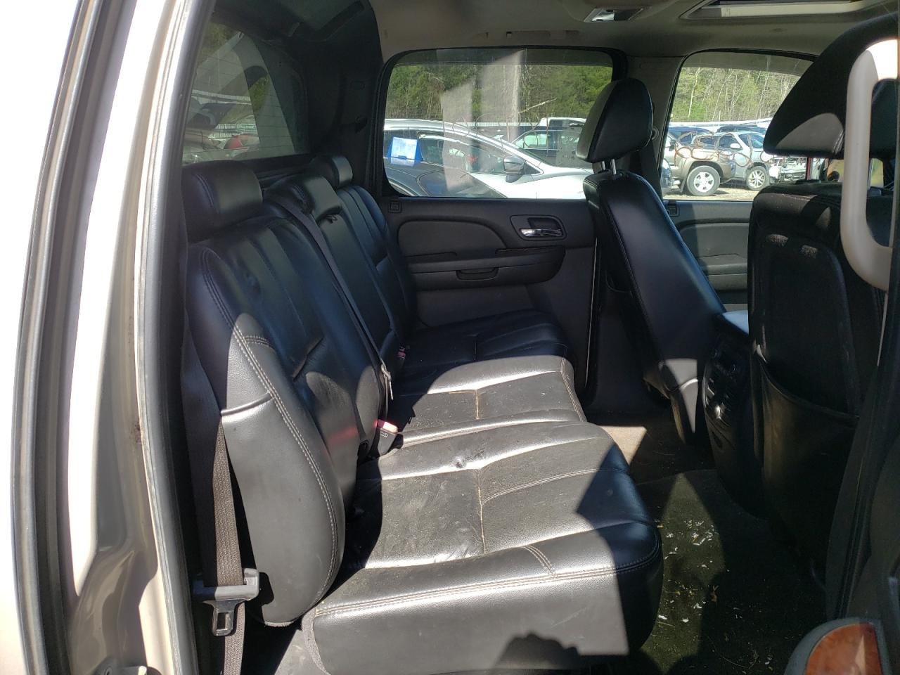 Photo 6 from auction – 2007 CHEVROLET AVALANCHE with VIN 3GNFK12307G224349