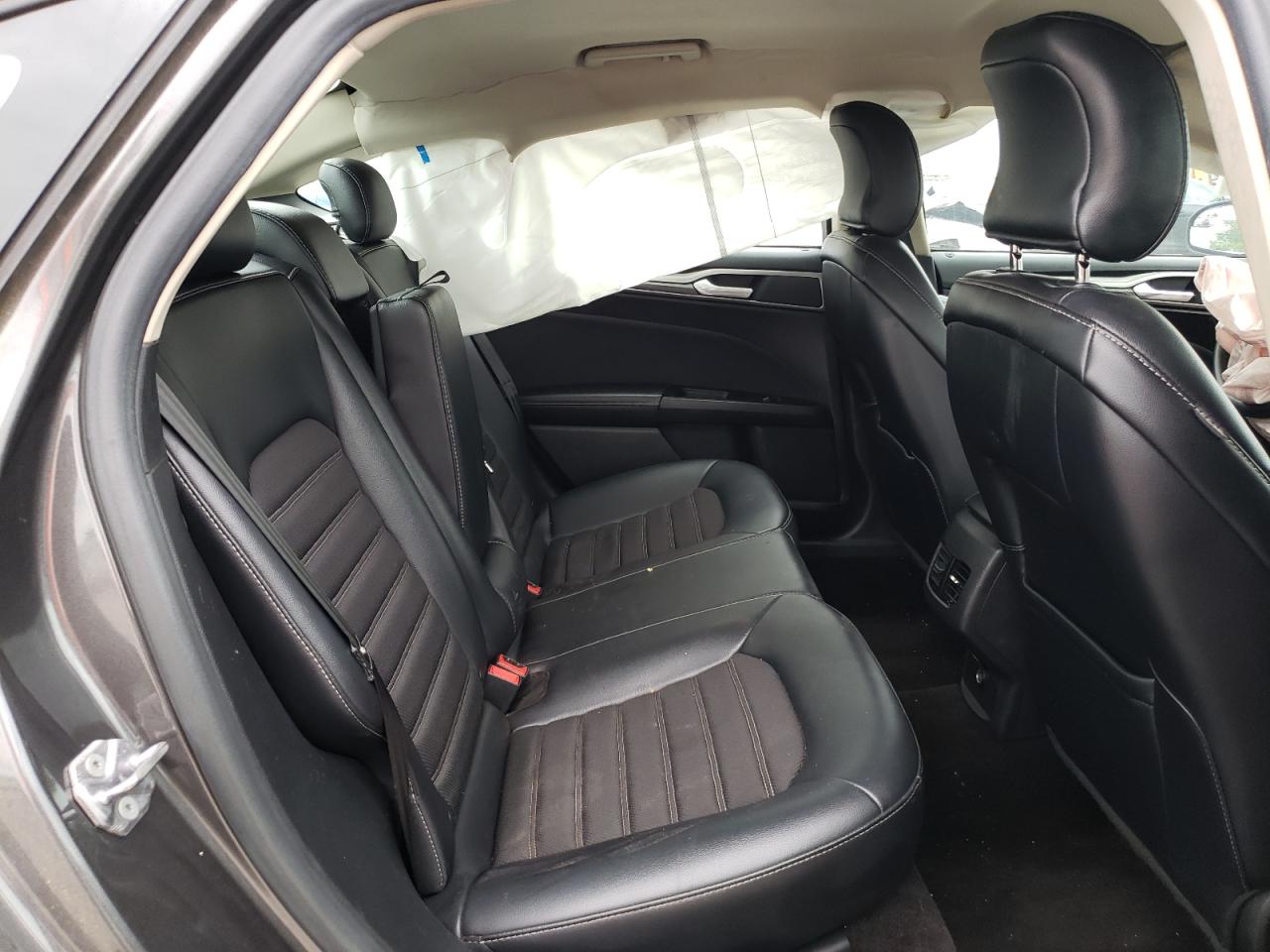 Photo 6 from auction – 2017 FORD FUSION SE with VIN 3FA6P0H71HR284490