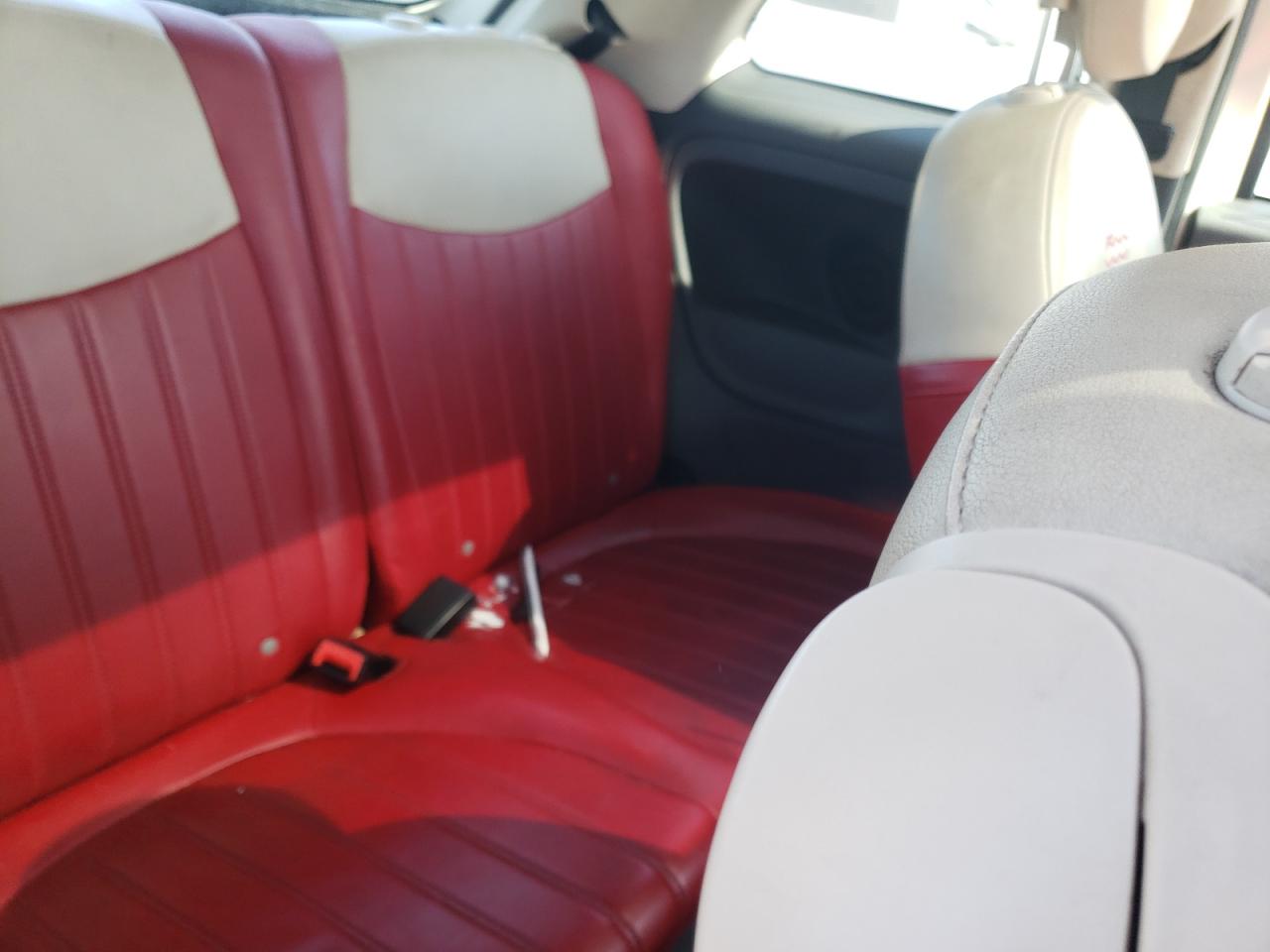 Photo 6 from auction – 2015 FIAT 500 LOUNGE with VIN 3C3CFFCR8FT615873