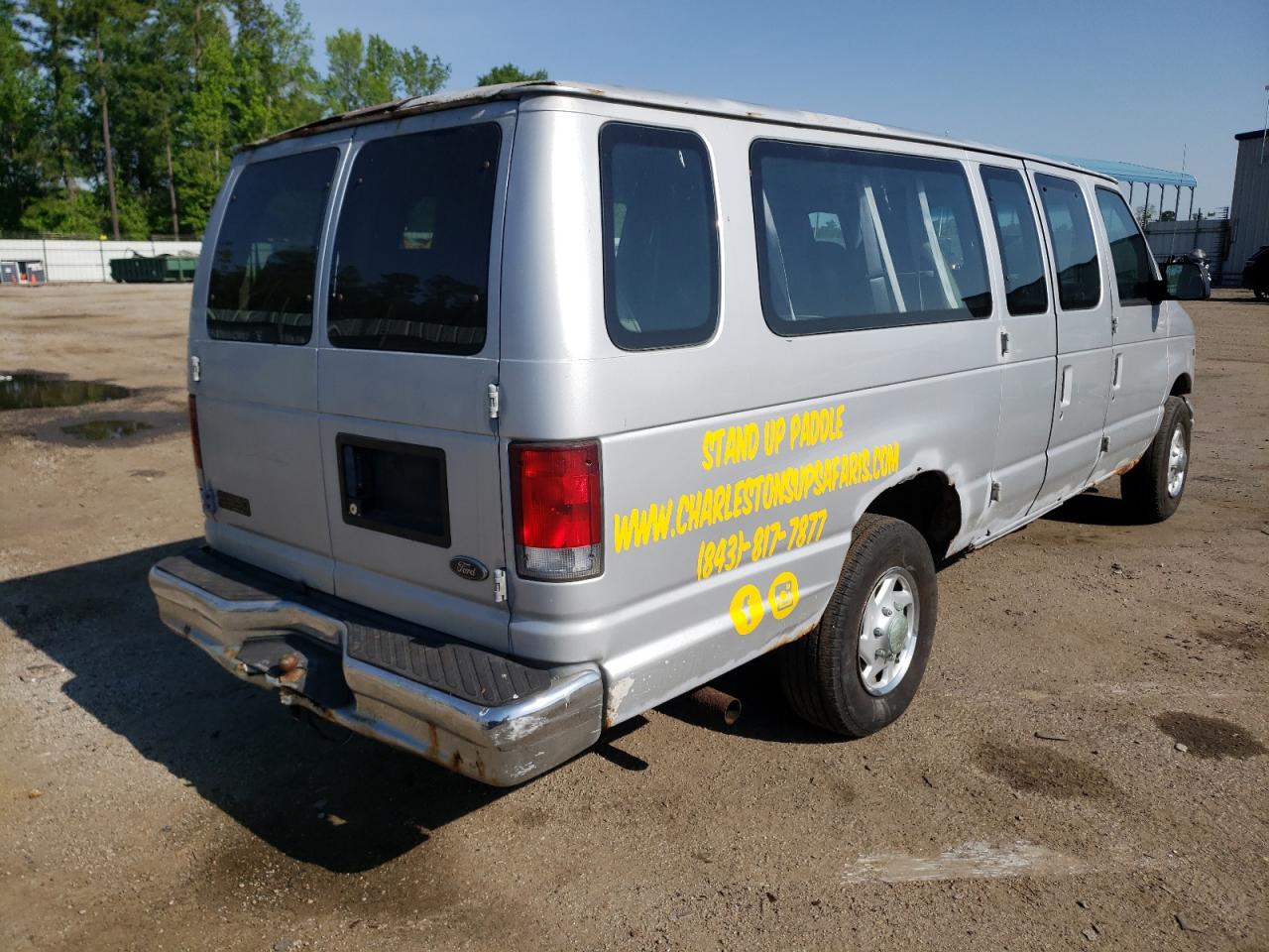 Photo 4 from auction – 2000 FORD ECONOLINE with VIN 1FBSS31L4YHA78294