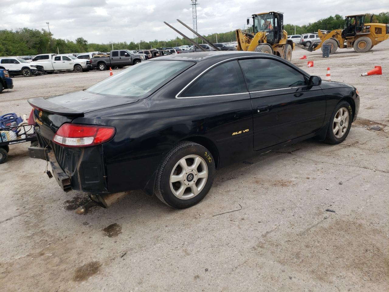 Photo 4 from auction – 2000 TOYOTA CAMRY SOLA with VIN 2T1CF22P2YC306765