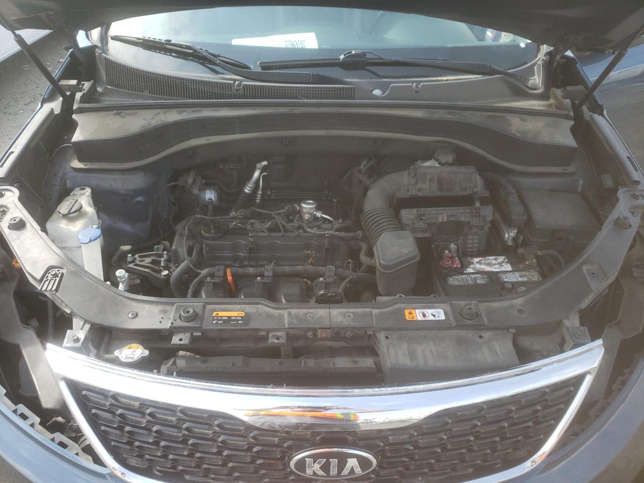 Photo 7 from auction – 2014 KIA SORENTO LX with VIN 5XYKTDA67EG442267