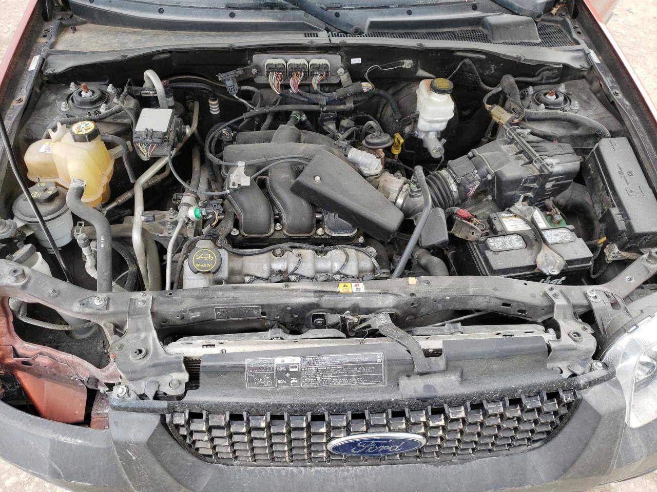 Photo 7 from auction – 2007 FORD ESCAPE XLT with VIN 1FMYU93157KA10243