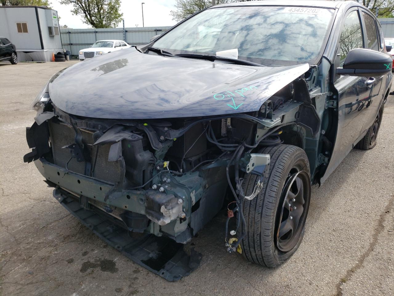 Photo 9 from auction – 2017 TOYOTA RAV4 LE with VIN JTMZFREV7HJ721310