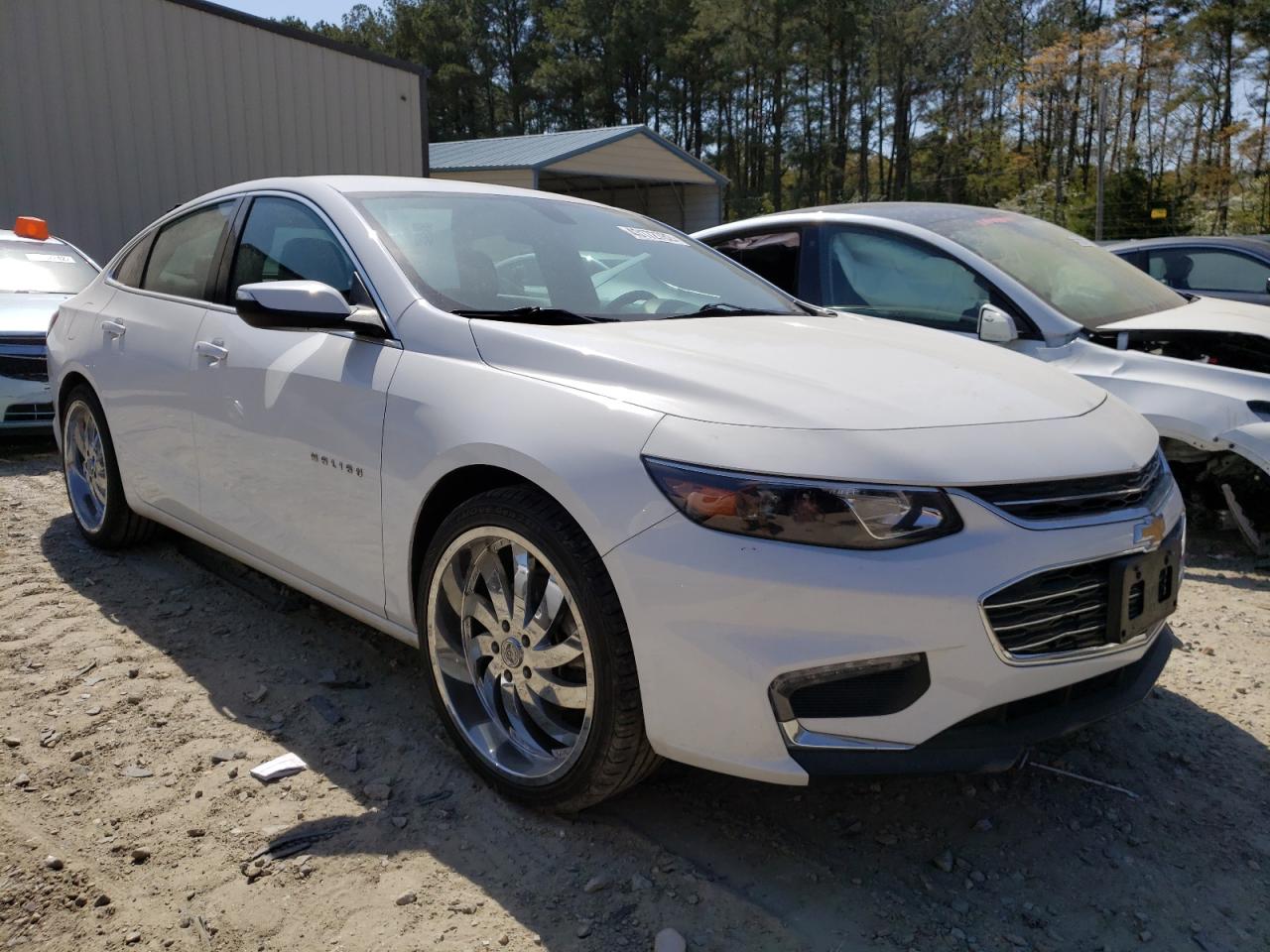 CHEVROLET MALIBU LT 2018 with VIN 1G1ZD5ST8JF247497 - Photo from auction