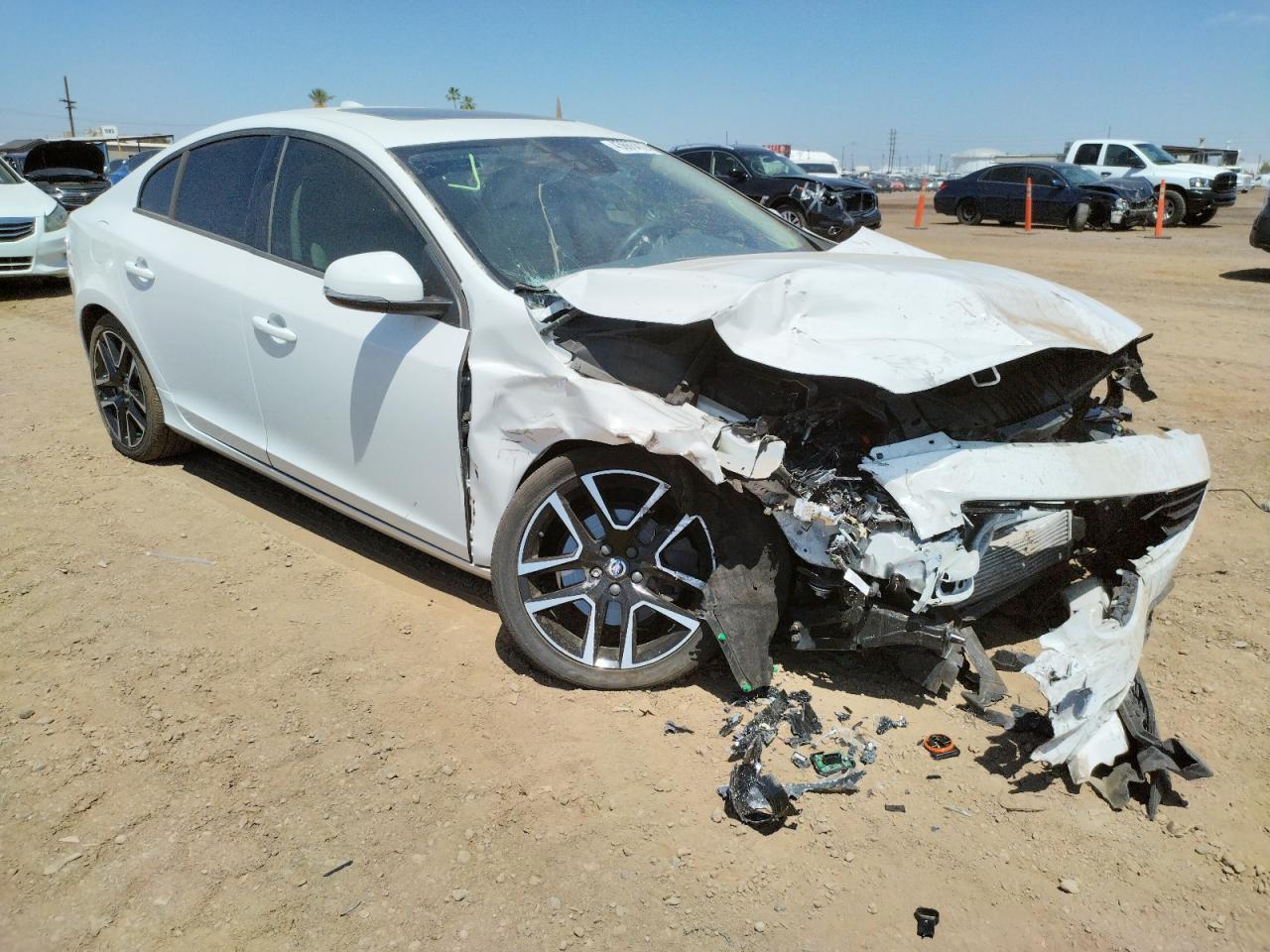 Photo 9 from auction – 2018 VOLVO S60 DYNAMI with VIN YV126MFL8J2450463