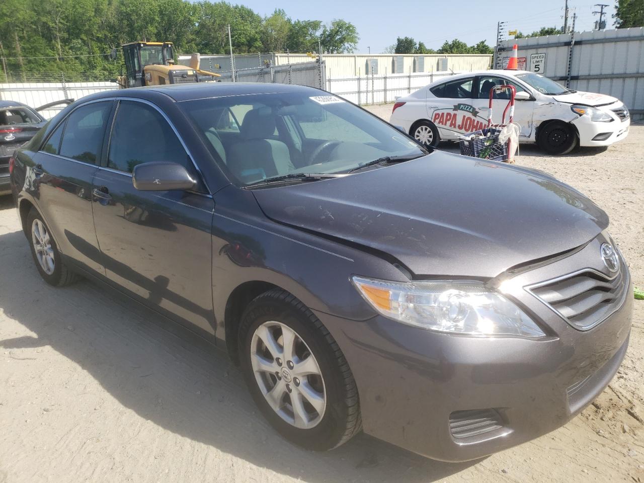 TOYOTA CAMRY BASE 2011 with VIN 4T1BF3EK1BU637280 - Photo from auction