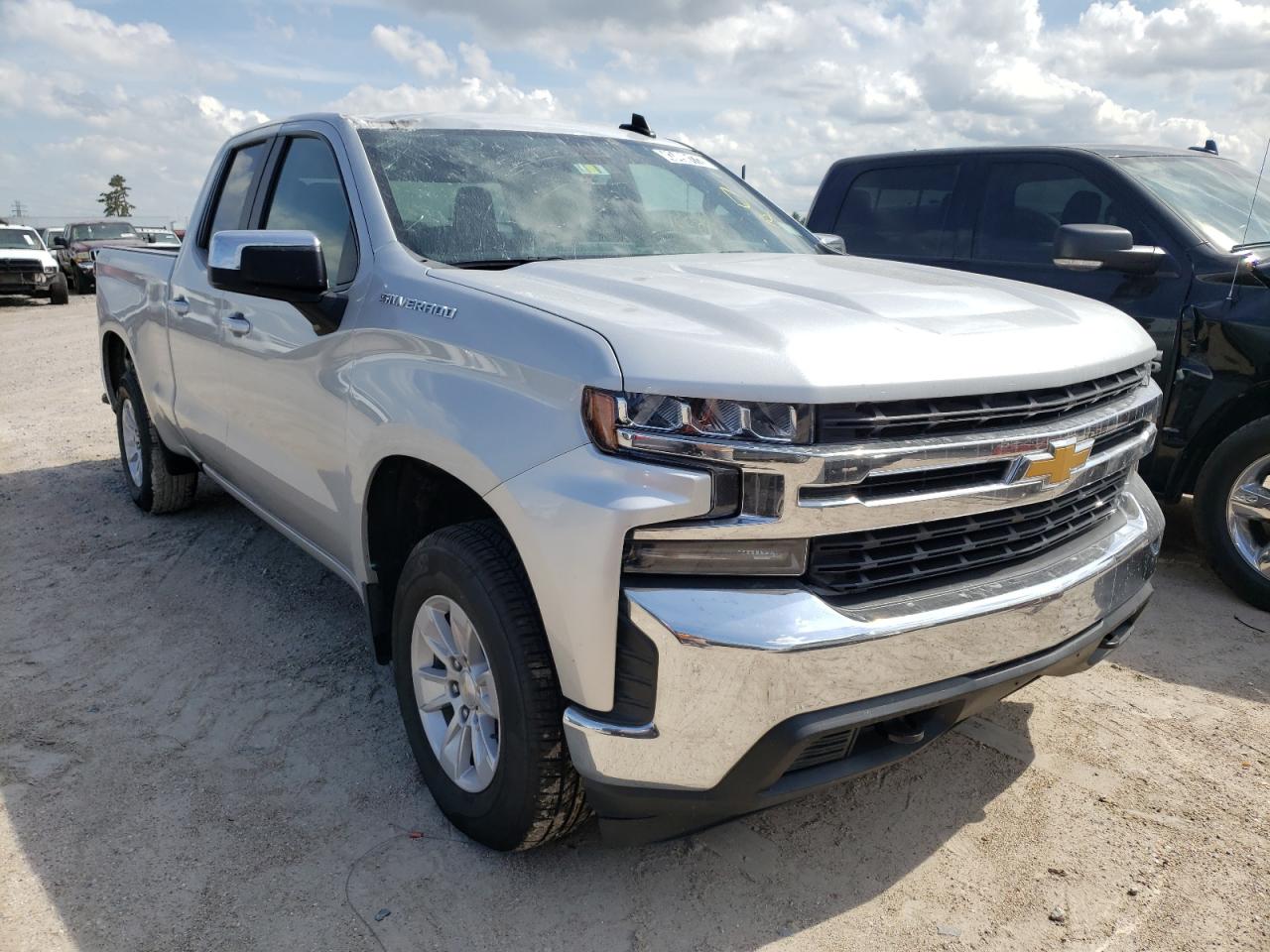 CHEVROLET SILVERADO 2020 with VIN 1GCRYDEDXLZ220216 - Photo from auction