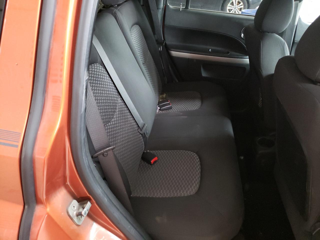 Photo 6 from auction – 2008 CHEVROLET HHR LS with VIN 3GNCA13D18S717517