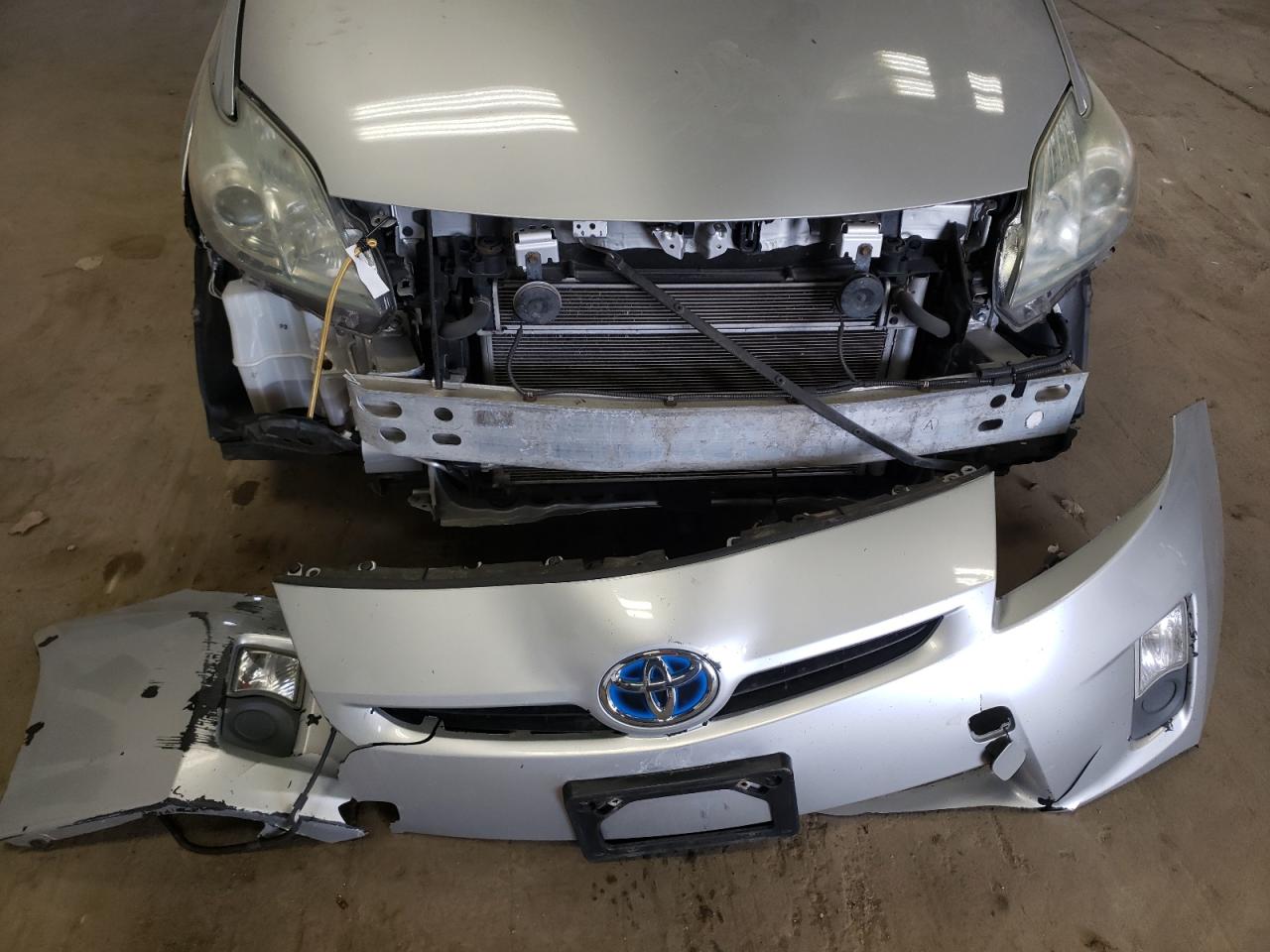 Photo 9 from auction – 2010 TOYOTA PRIUS with VIN JTDKN3DU2A0102801
