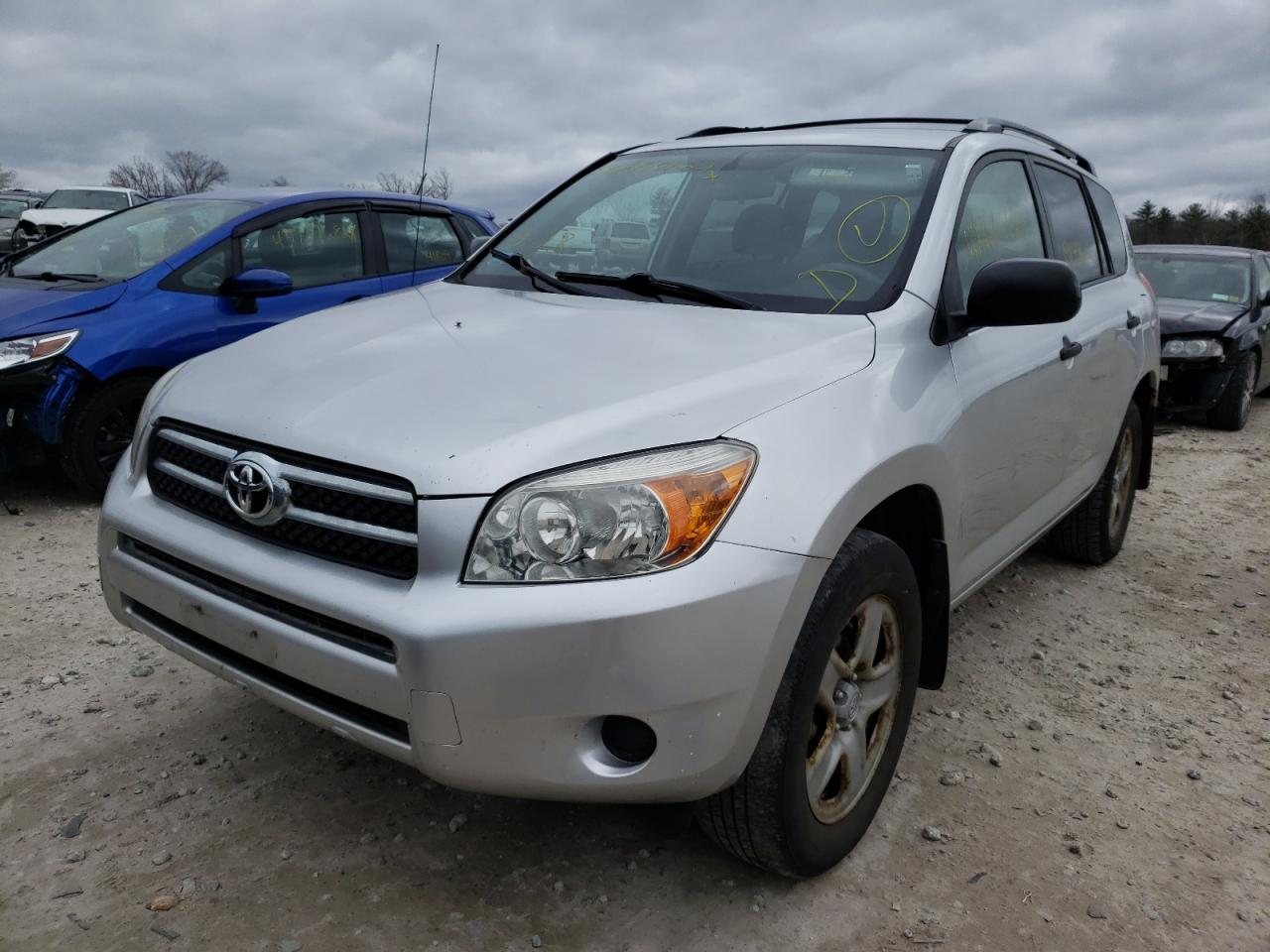 Photo 2 from auction – 2007 TOYOTA RAV4 with VIN JTMZD33V176033925