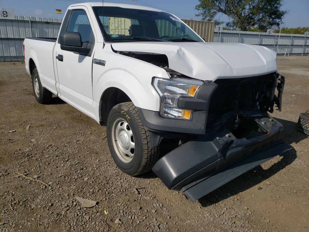 FORD F150 2017 with VIN 1FTMF1C8XHKE37611 - Photo from auction