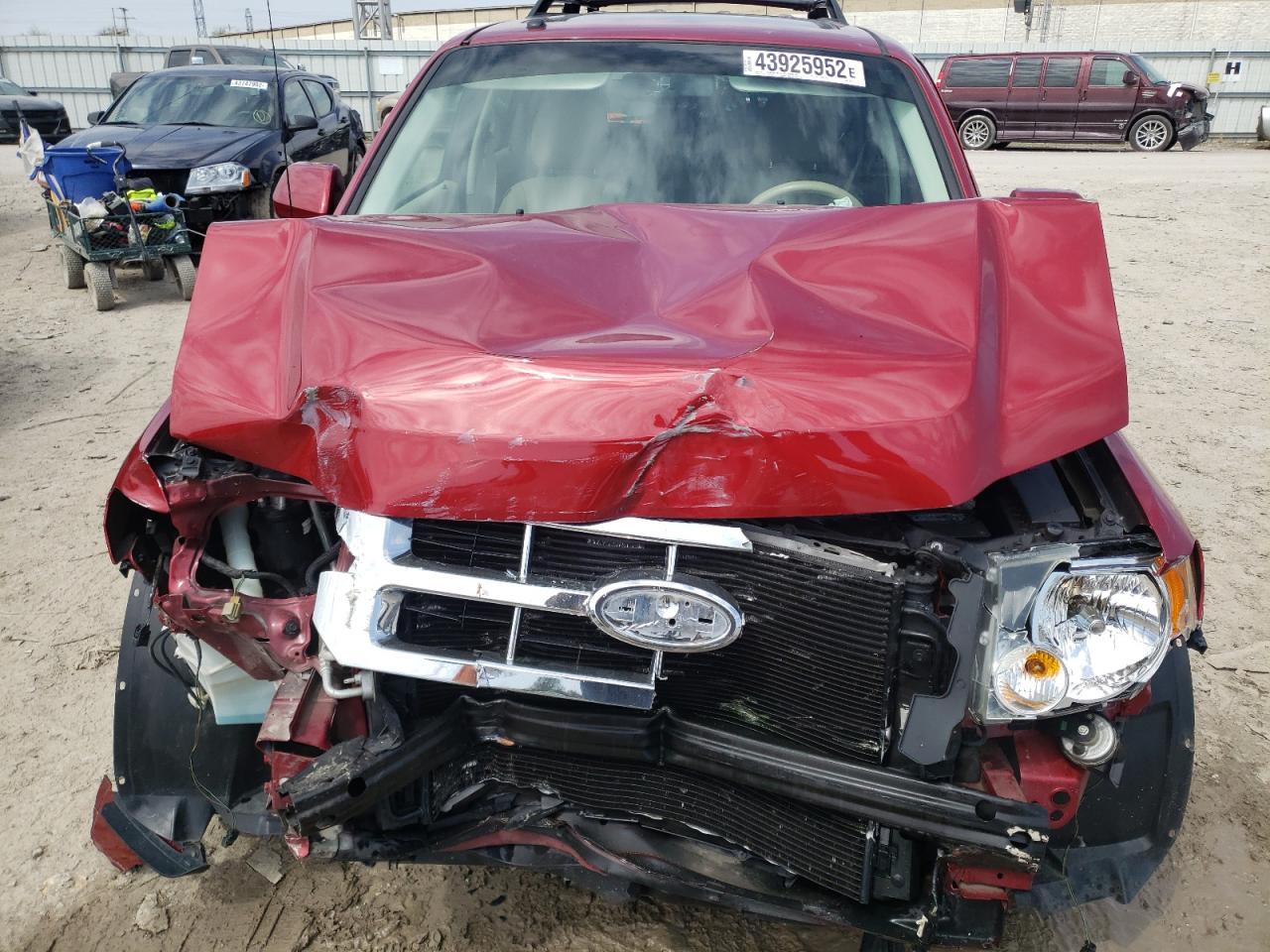 Photo 7 from auction – 2008 FORD ESCAPE LIM with VIN 1FMCU94118KA67615