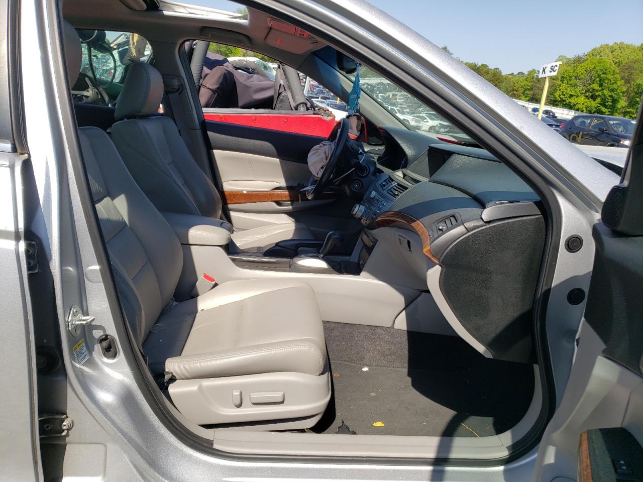 Photo 5 from auction – 2011 HONDA ACCORD EXL with VIN 1HGCP3F83BA019860