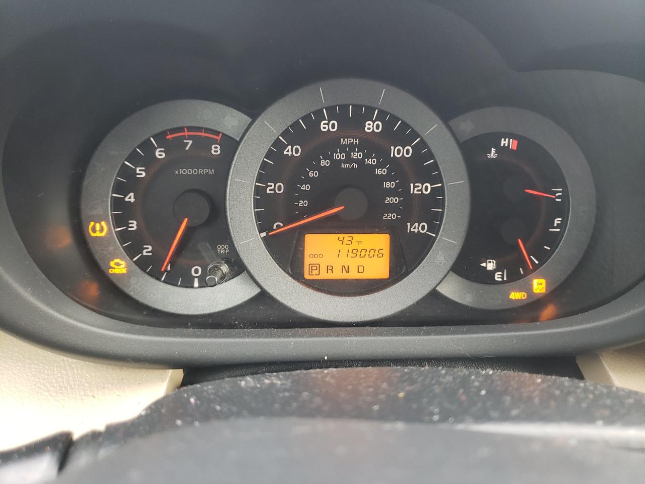 Photo 8 from auction – 2009 TOYOTA RAV4 with VIN JTMBF33V29D010003