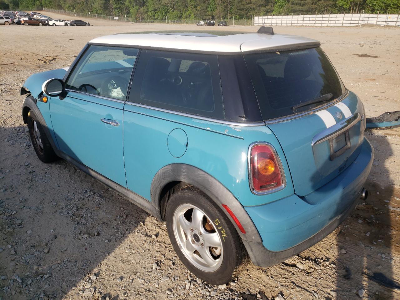 Photo 3 from auction – 2009 MINI COOPER with VIN WMWMF33509TW70455