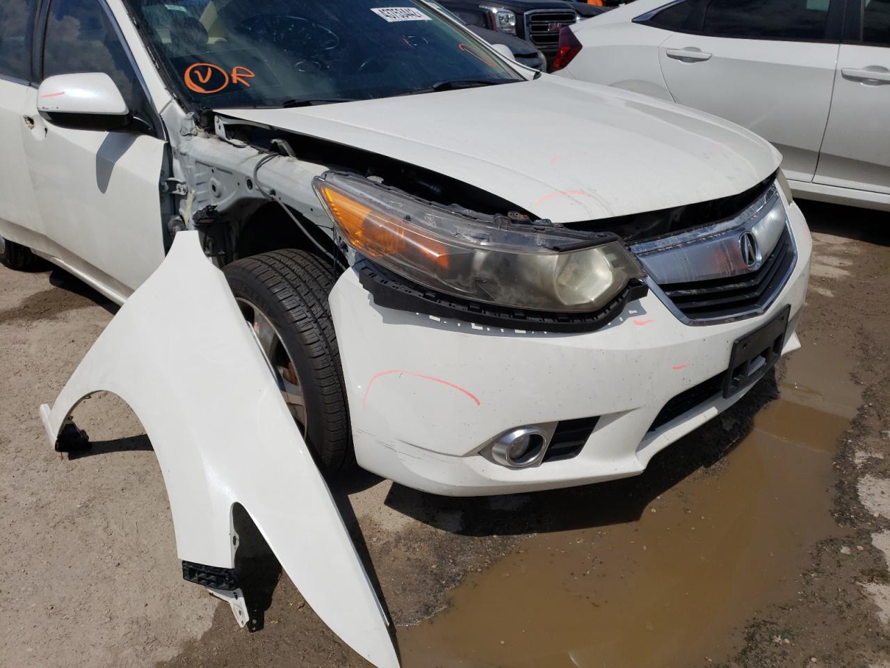 Photo 9 from auction – 2013 ACURA TSX TECH with VIN JH4CU2F62DC010122