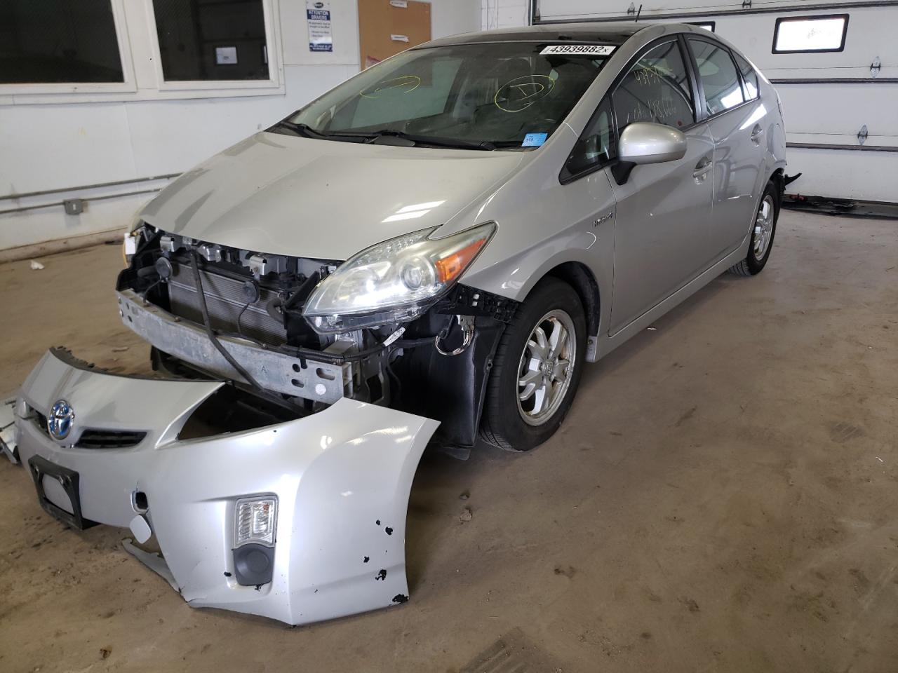 Photo 2 from auction – 2010 TOYOTA PRIUS with VIN JTDKN3DU2A0102801