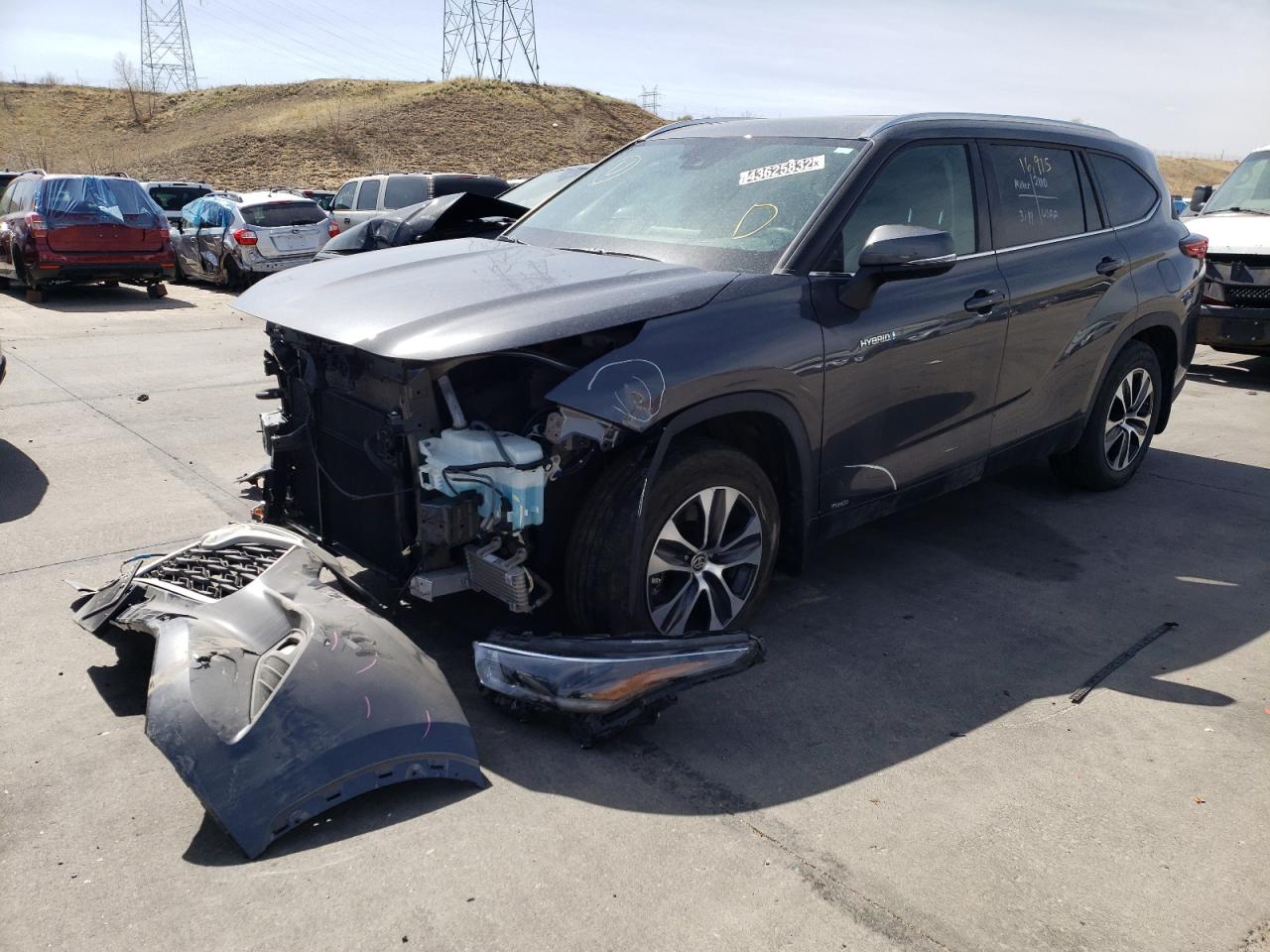 Photo 2 from auction – 2021 TOYOTA HIGHLANDER with VIN 5TDHBRCH4MS515248