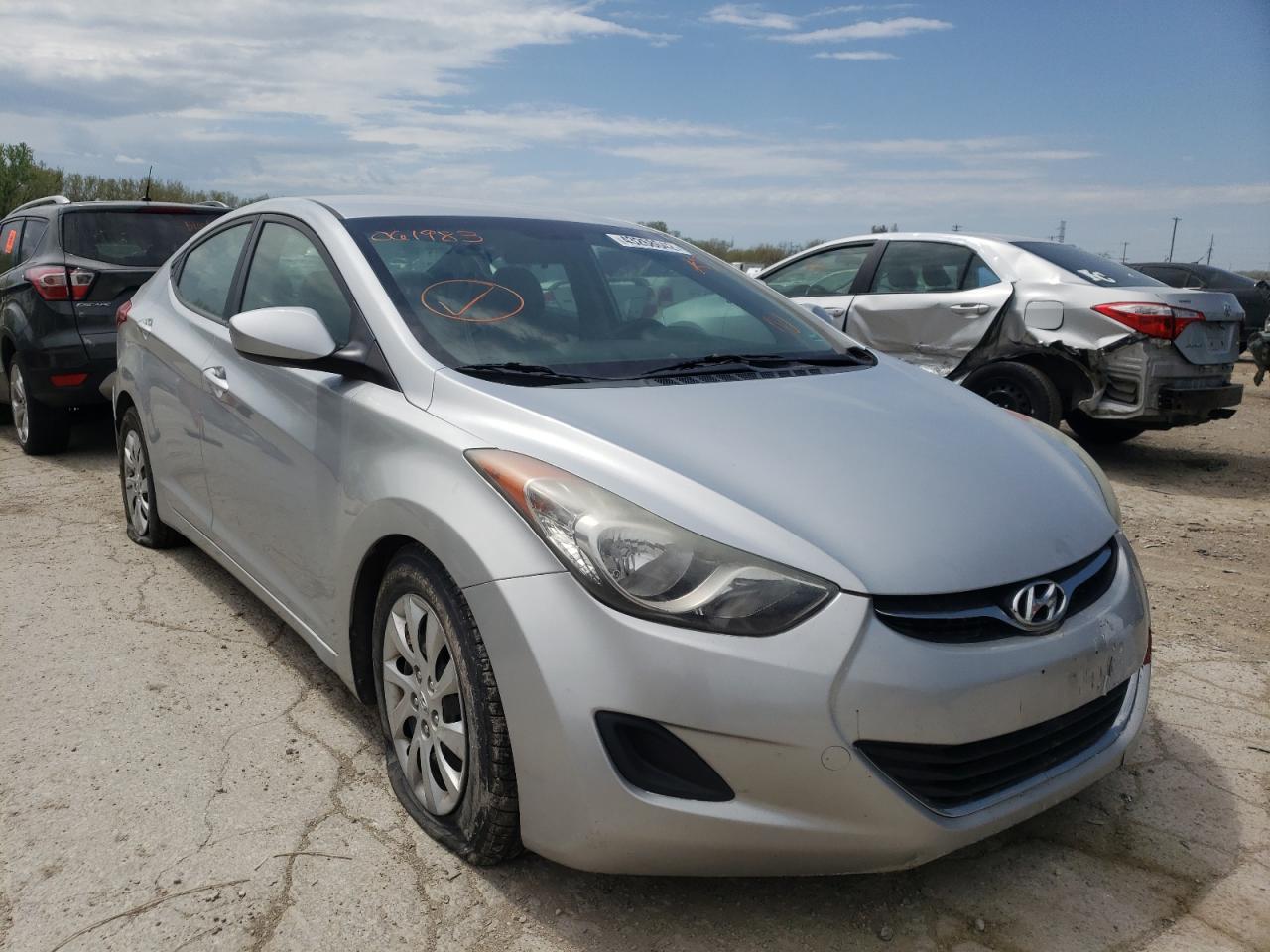 HYUNDAI ELANTRA GL 2012 with VIN 5NPDH4AE2CH061983 - Photo from auction