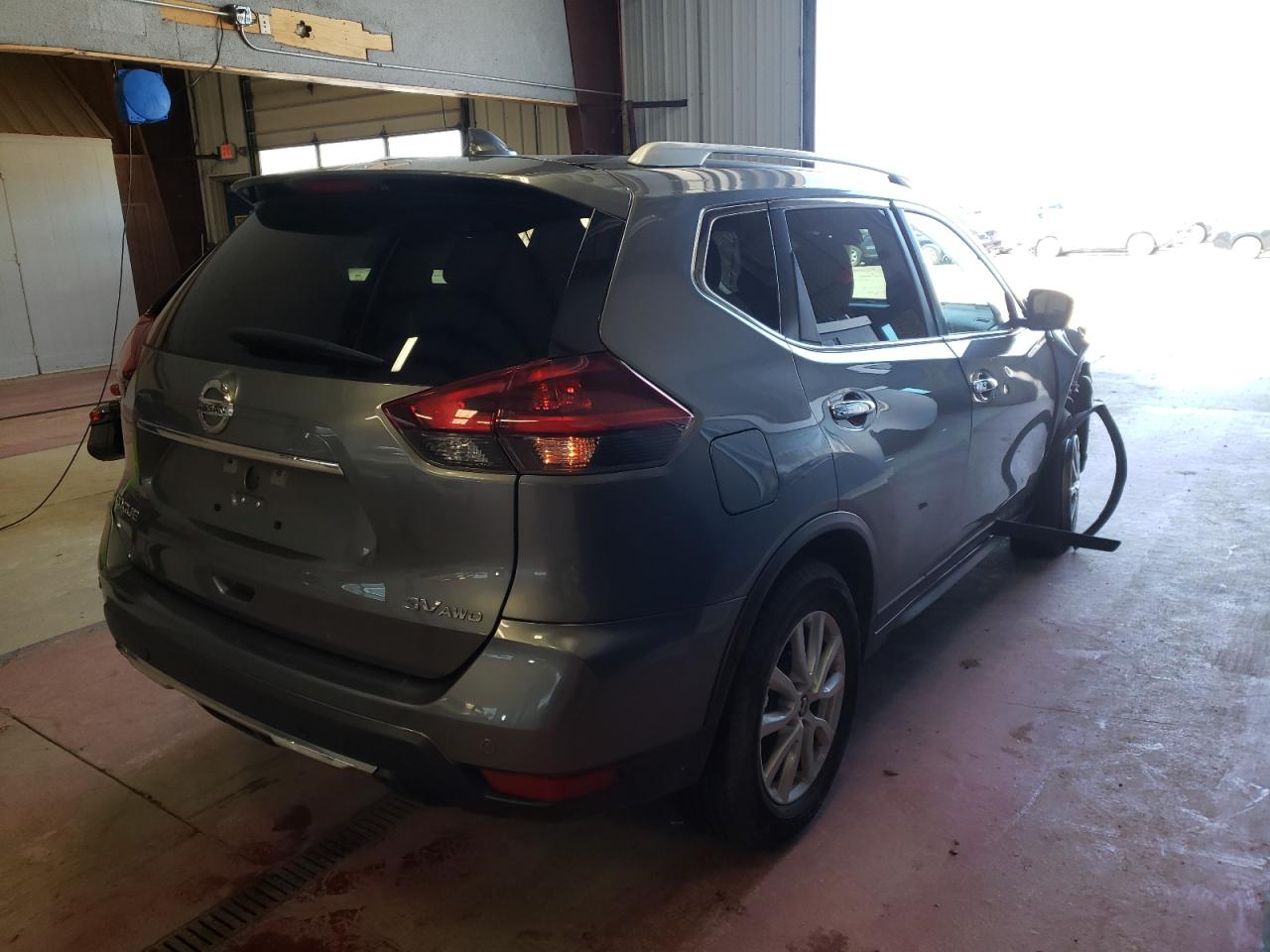 Photo 4 from auction – 2020 NISSAN ROGUE S with VIN KNMAT2MV8LP539426