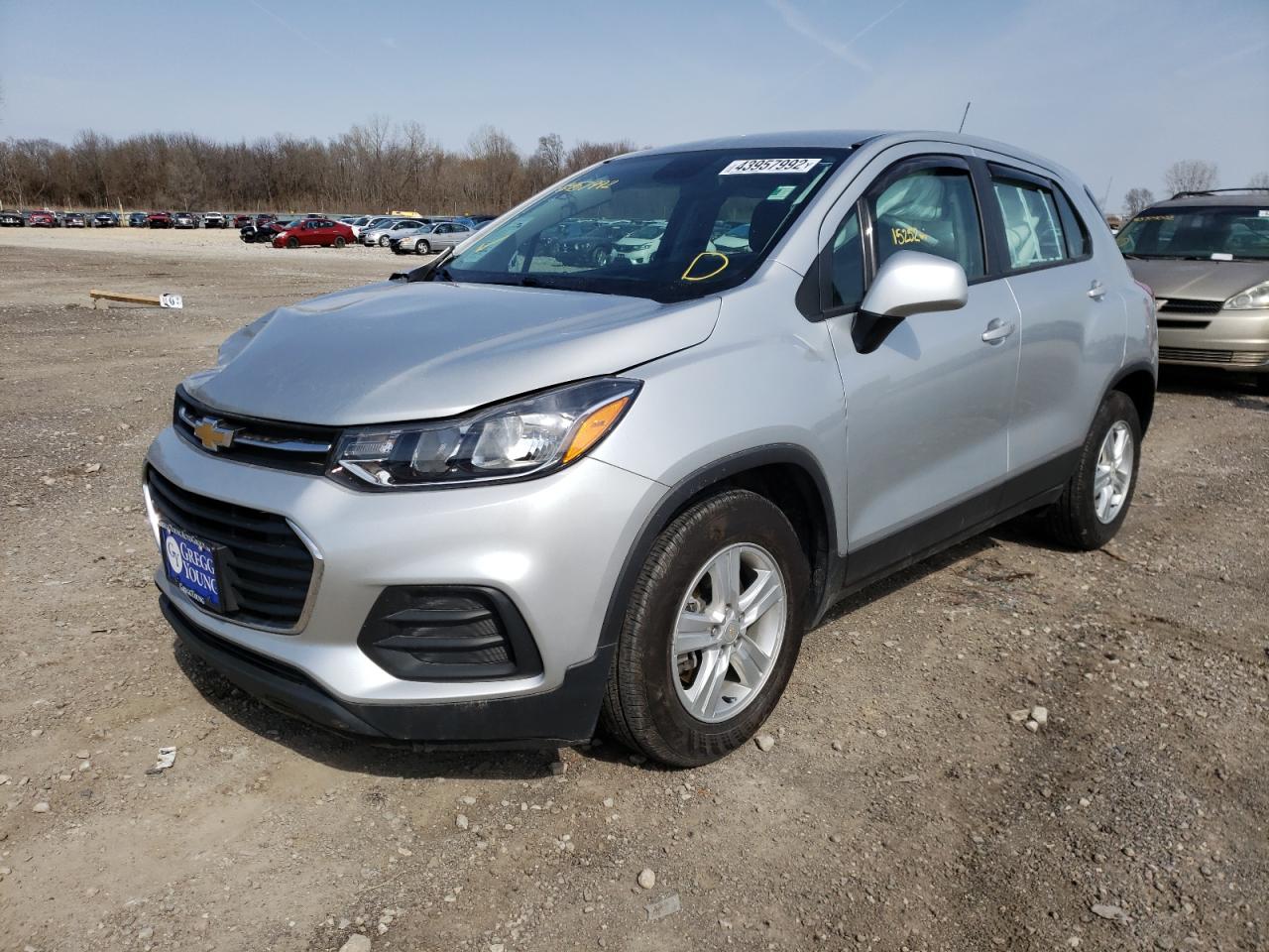 Photo 2 from auction – 2019 CHEVROLET TRAX LS with VIN 3GNCJKSB7KL385705