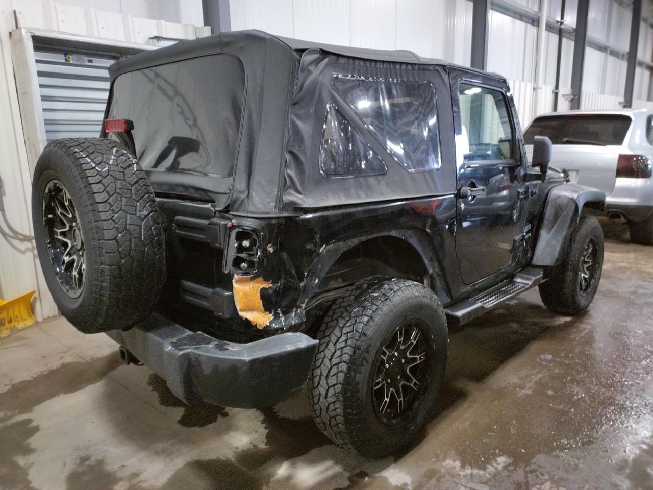 Photo 4 from auction – 2010 JEEP WRANGLER S with VIN 1J4AA2D10AL175729