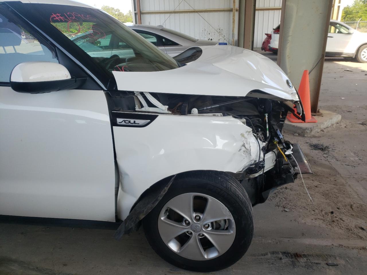 Photo 9 from auction – 2016 KIA SOUL with VIN KNDJN2A21G7278442