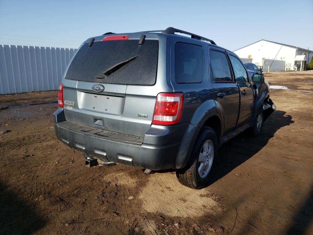 Photo 4 from auction – 2011 FORD ESCAPE XLT with VIN 1FMCU0DG2BKB71845