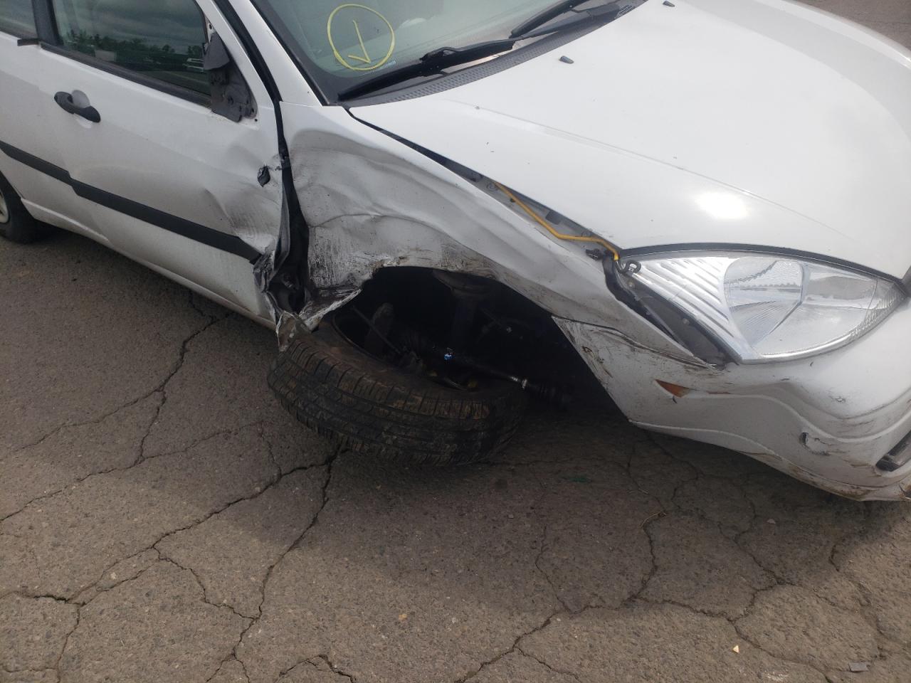 Photo 9 from auction – 2002 FORD FOCUS LX with VIN 1FAFP33P22W361008