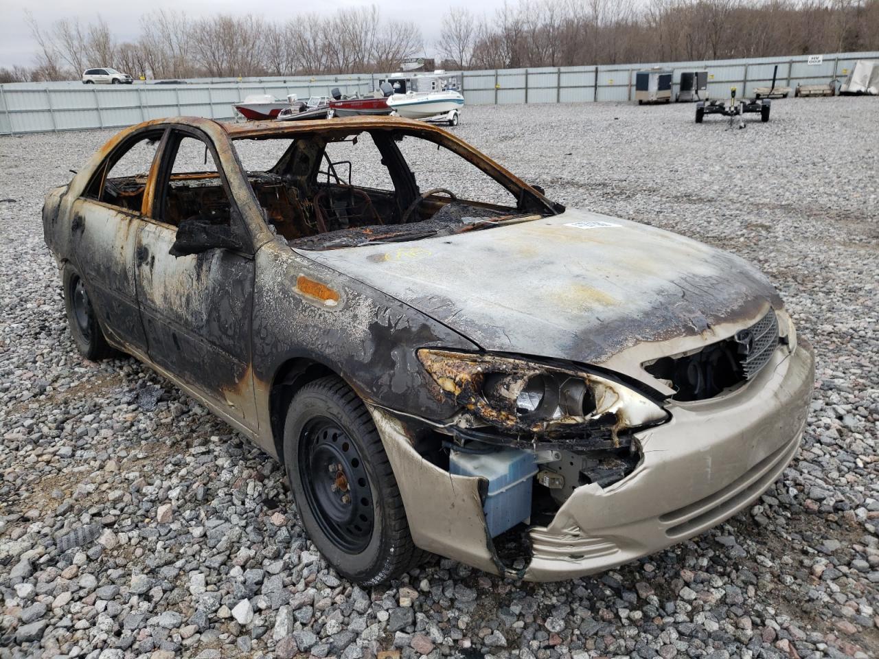 TOYOTA CAMRY LE 2003 with VIN 4T1BE32K13U761459 - Photo from auction