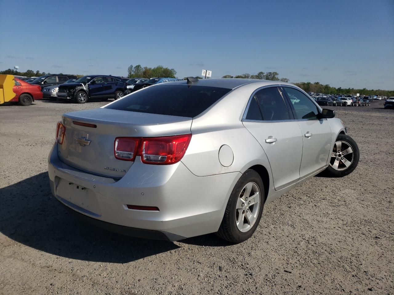 Photo 4 from auction – 2015 CHEVROLET MALIBU LS with VIN 1G11A5SLXFF279753