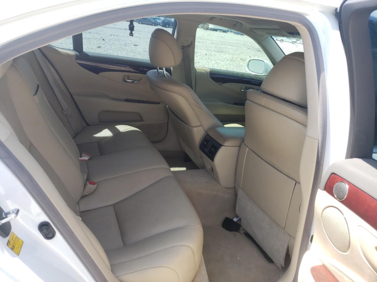 Photo 6 from auction – 2007 LEXUS LS 460 with VIN JTHBL46F975044299