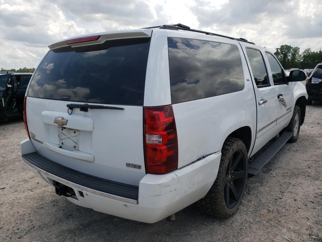 Photo 4 from auction – 2009 CHEVROLET SUBURBAN C with VIN 1GNFC36019J123413