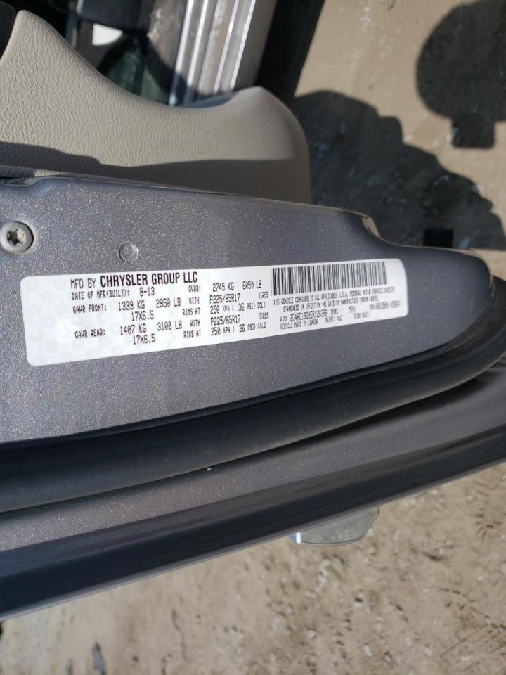 Photo 10 from auction – 2014 CHRYSLER TOWN & COU with VIN 2C4RC1BG0ER126368