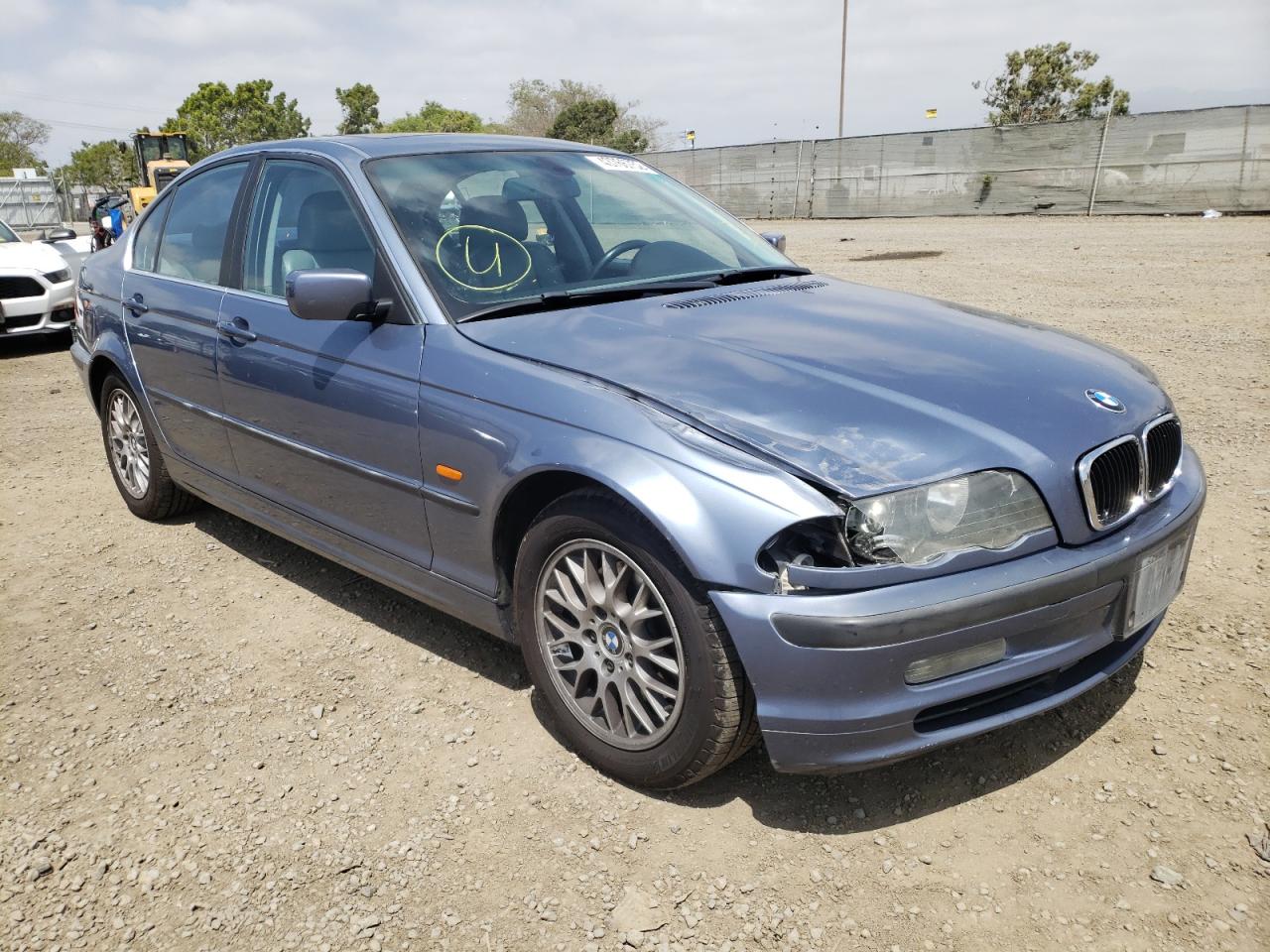 BMW 328 I 2000 with VIN WBAAM5330YJR55993 - Photo from auction