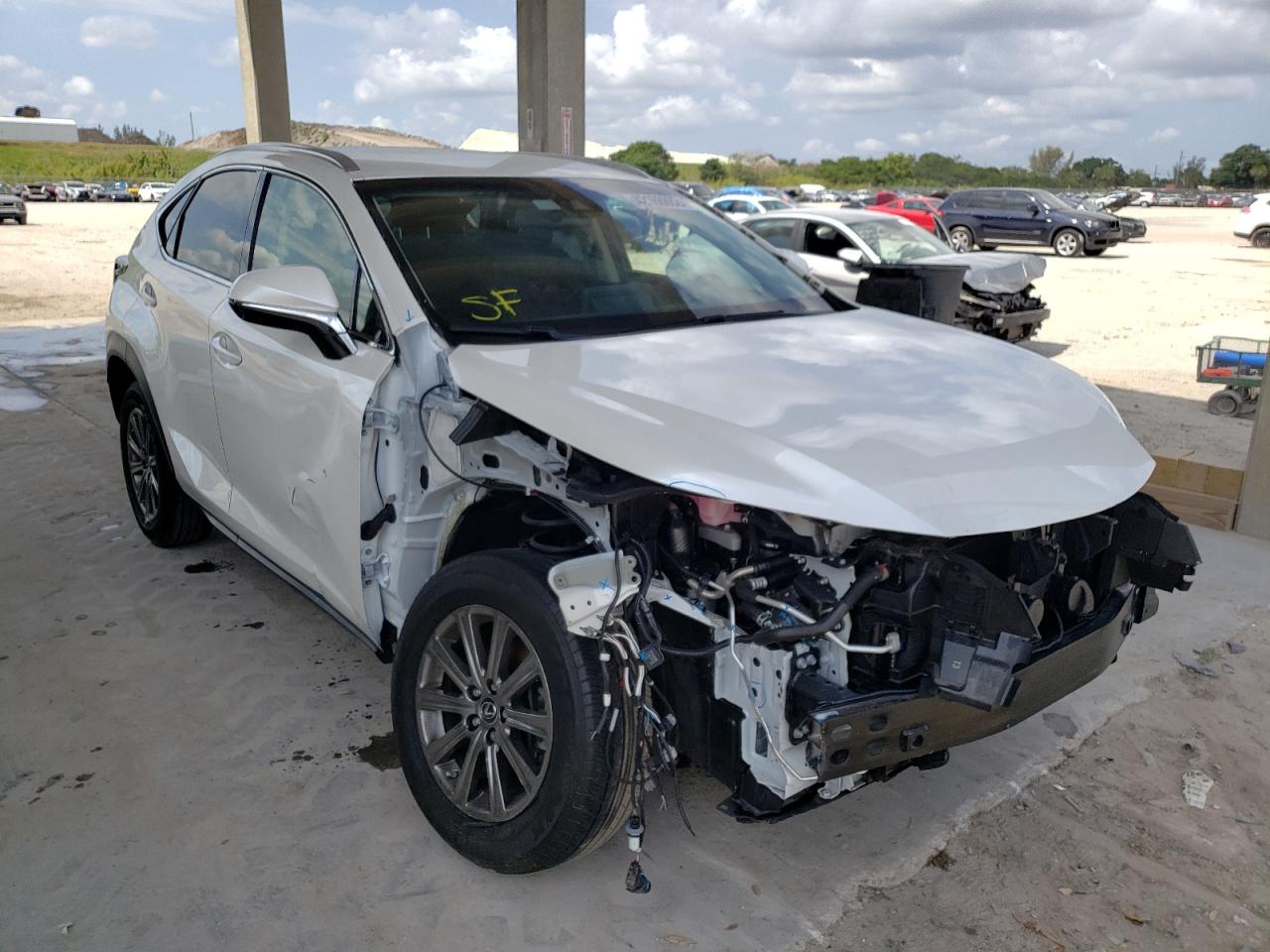 Photo 1 from auction – 2018 LEXUS NX 300 BAS with VIN JTJYARBZ4J2098033