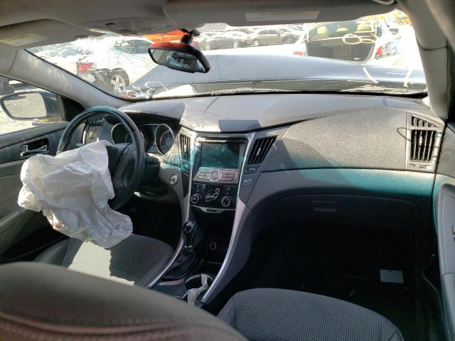 Photo 9 from auction – 2012 HYUNDAI SONATA SE with VIN 5NPEC4AC2CH366336