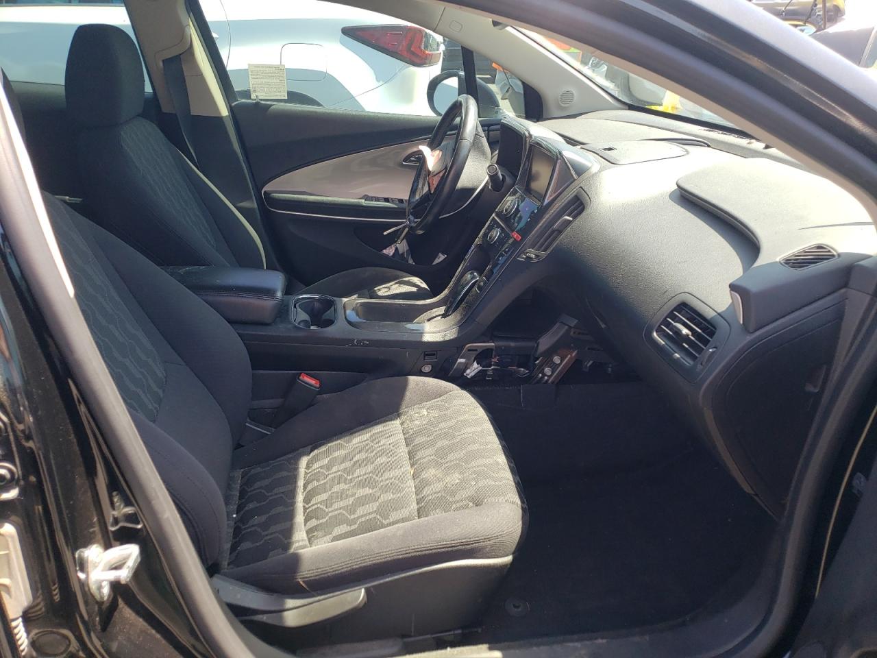 Photo 5 from auction – 2014 CHEVROLET VOLT with VIN 1G1RE6E43EU122867