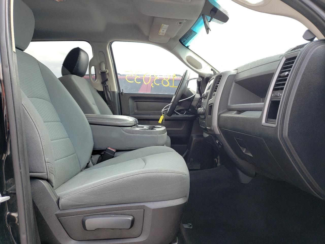 Photo 5 from auction – 2014 RAM 1500 ST with VIN 1C6RR6KTXES172353