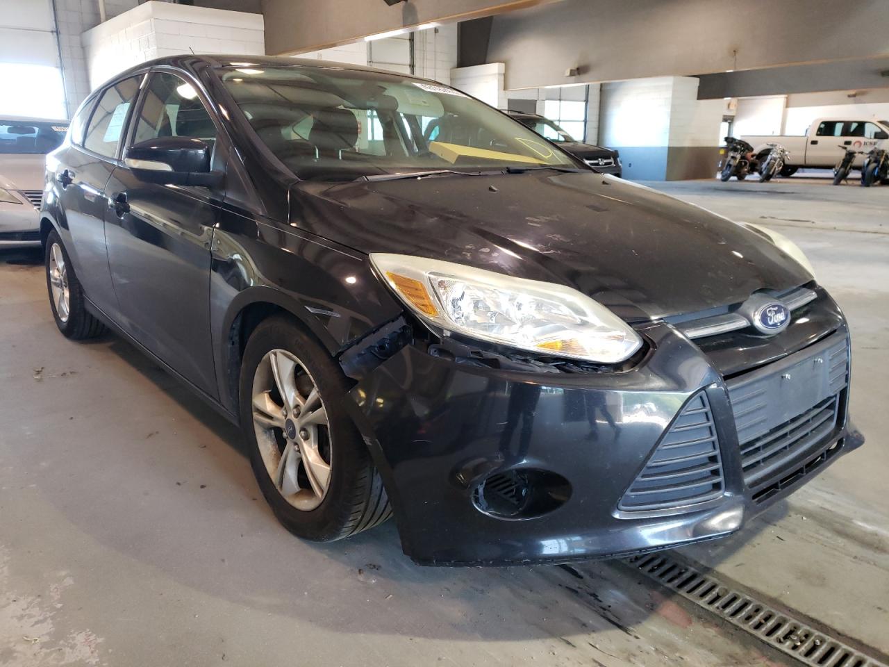 FORD FOCUS SE 2014 with VIN 1FADP3K28EL153167 - Photo from auction