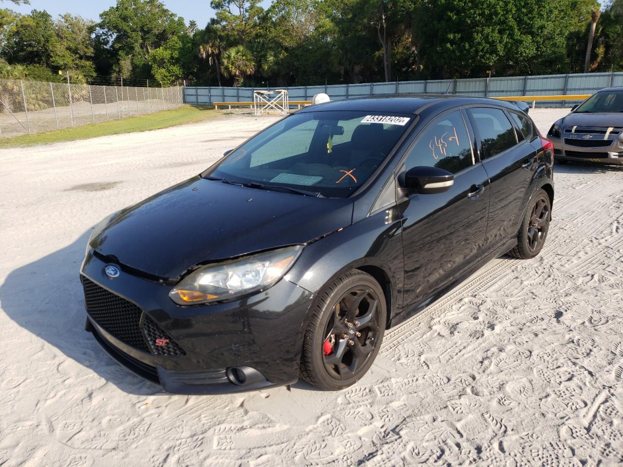 Photo 2 from auction – 2014 FORD FOCUS ST with VIN 1FADP3L96EL215533