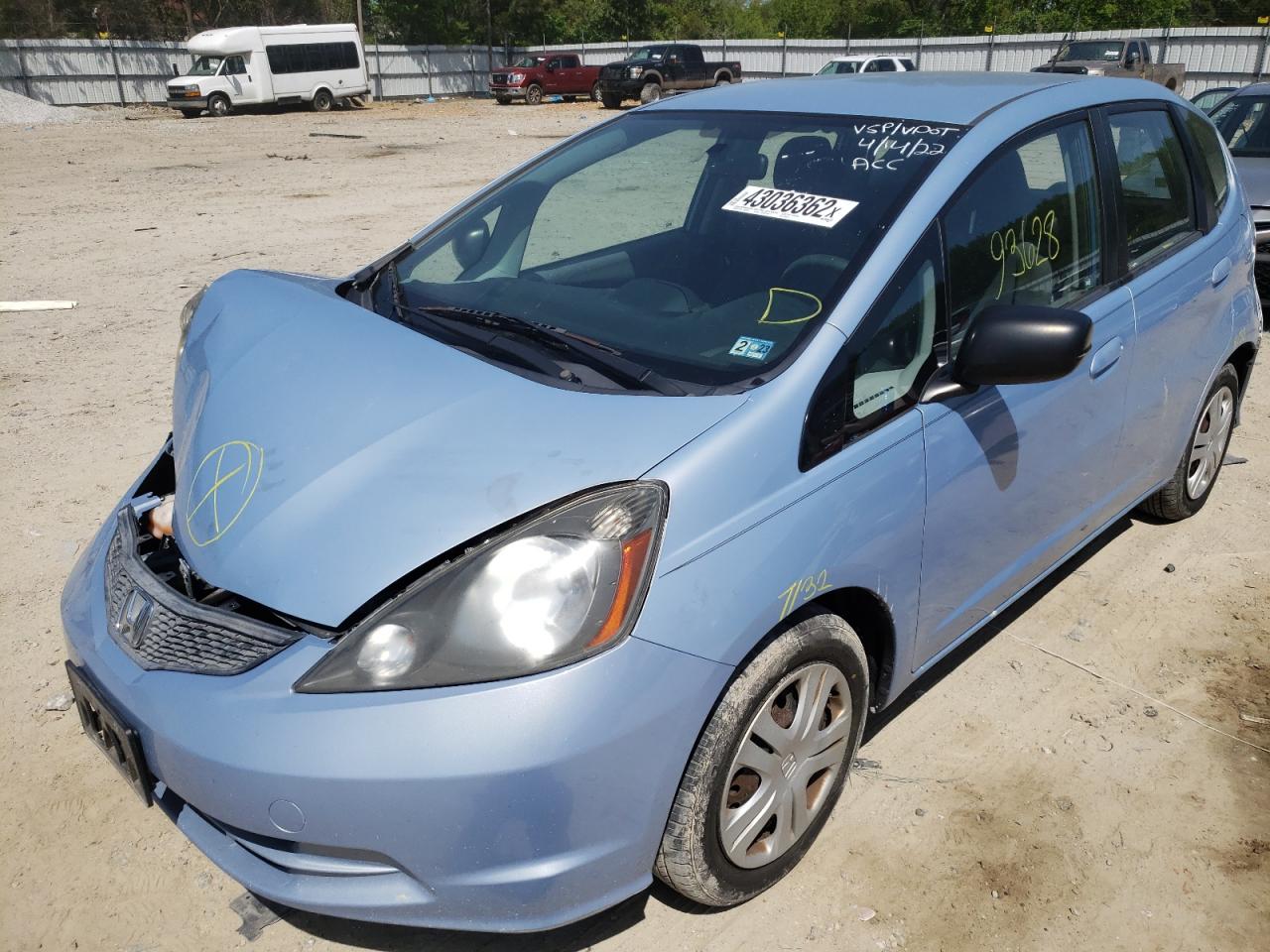 Photo 2 from auction – 2010 HONDA FIT with VIN JHMGE8H28AC016434