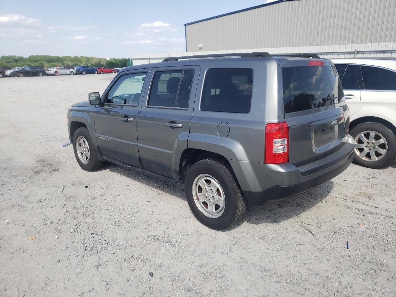 Photo 3 from auction – 2011 JEEP PATRIOT SP with VIN 1J4NT1GA0BD286035