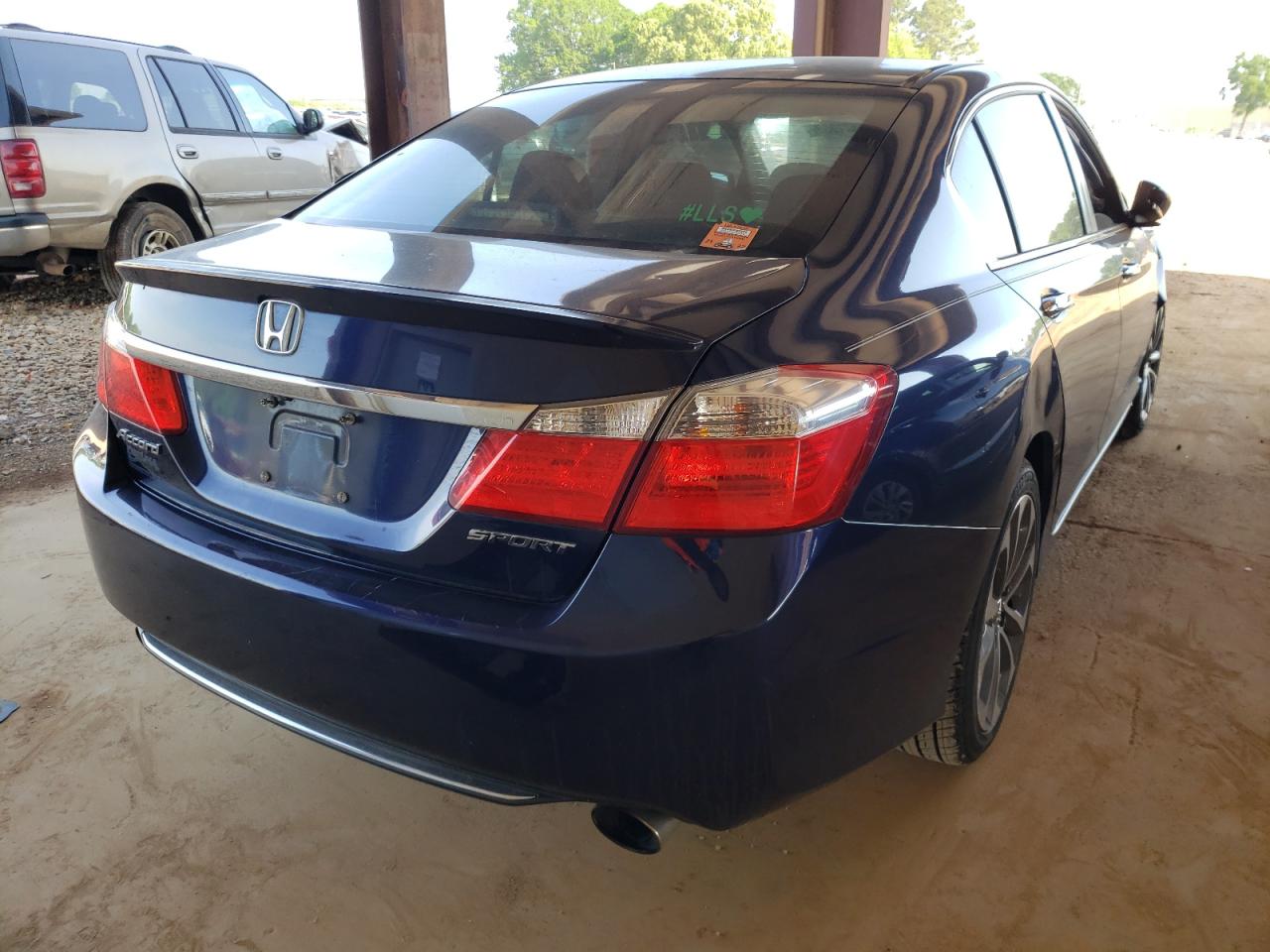 Photo 4 from auction – 2015 HONDA ACCORD SPO with VIN 1HGCR2F58FA098975