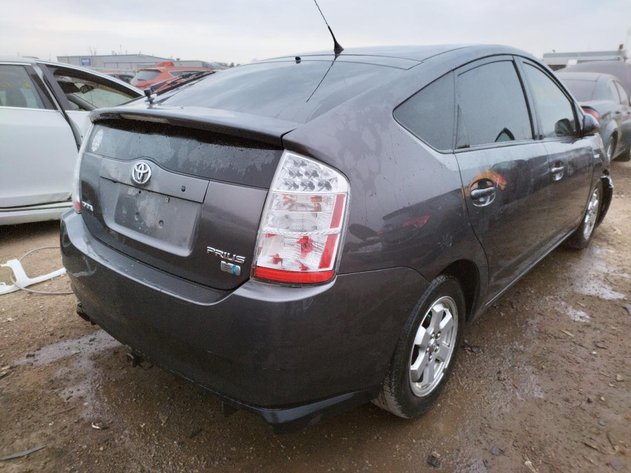 Photo 4 from auction – 2007 TOYOTA PRIUS with VIN JTDKB20U773224621
